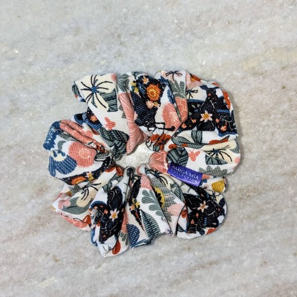 Corduroy scrunchie size large floral pastel colors hand crafted - Picture 2 of 6